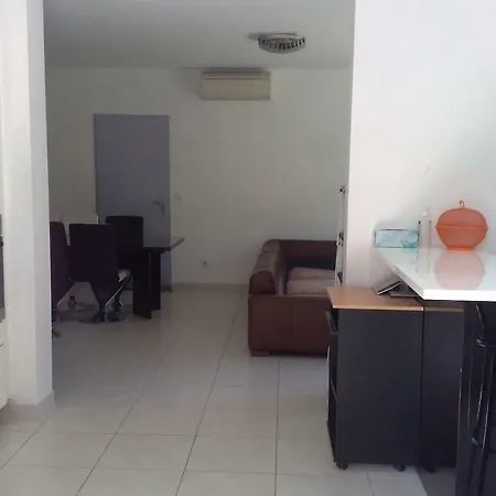 Etage Superieur Dans 빌라 카스텔나우르레즈