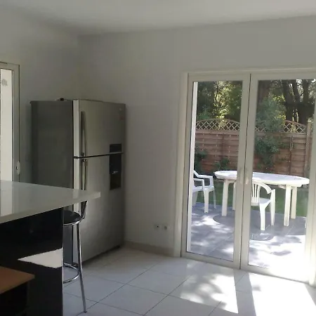 빌라 Etage Superieur Dans *